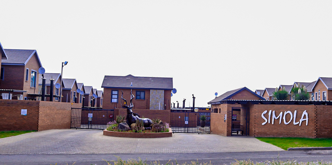 Simola image 2